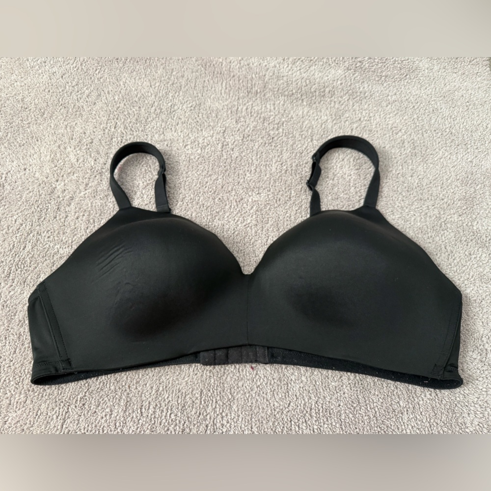 Cacique Black Lightly Lined Full Coverage No Wire Bra 44d